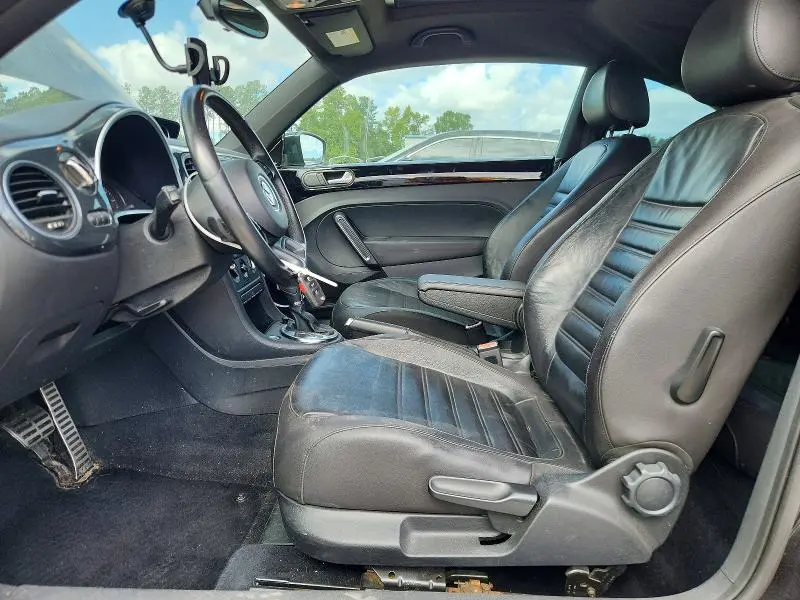 2012 VOLKSWAGEN BEETLE TURBO  