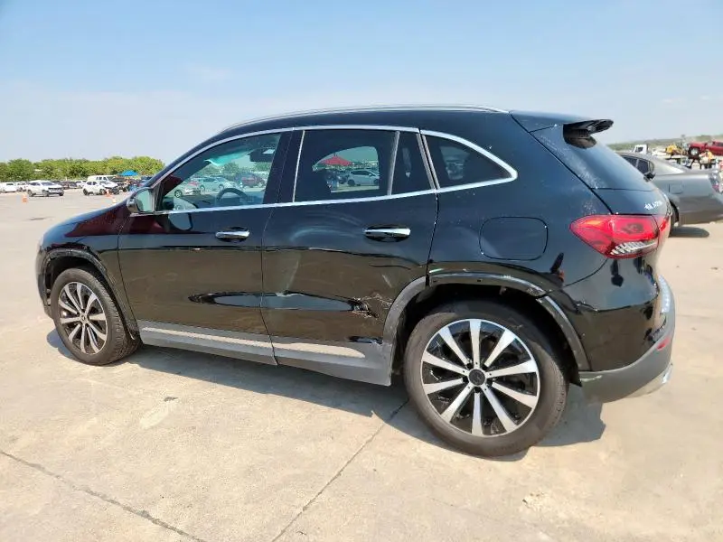 2022 MERCEDES-BENZ GLA 250 4MATIC  