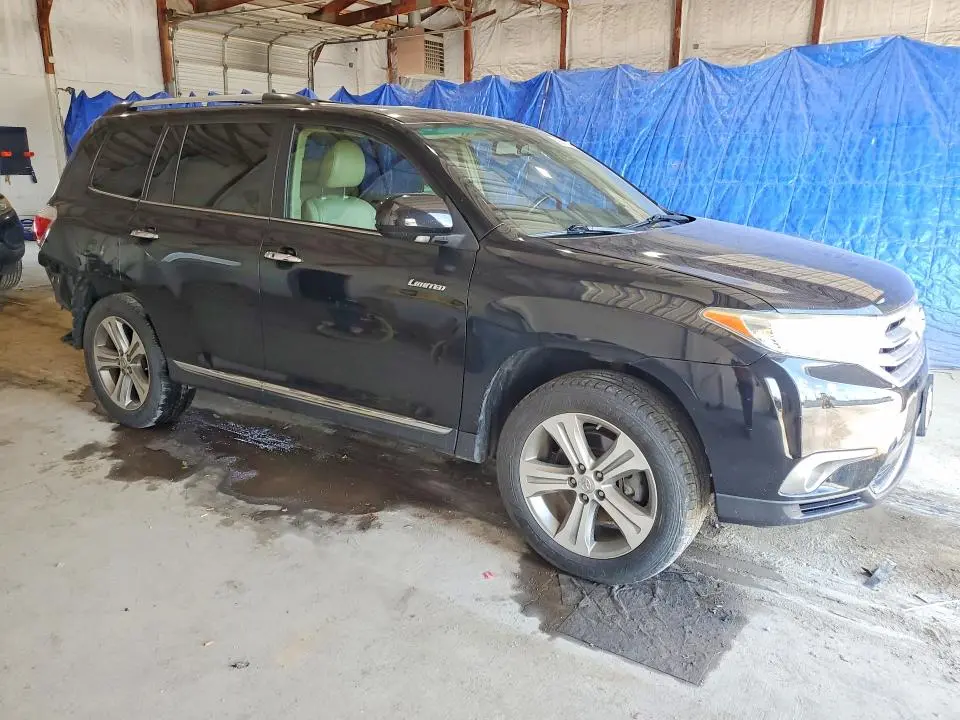 2011 TOYOTA HIGHLANDER LIMITED  