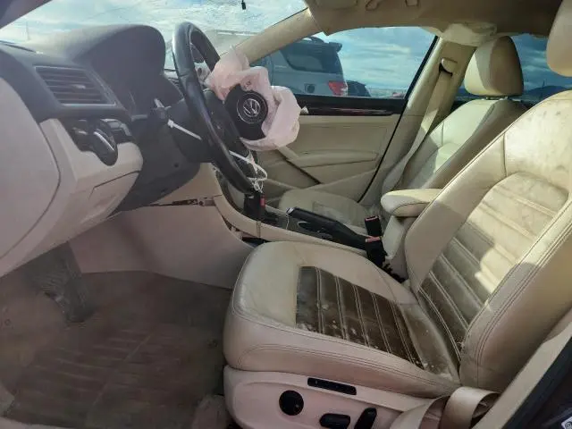 2015 VOLKSWAGEN PASSAT SEL  