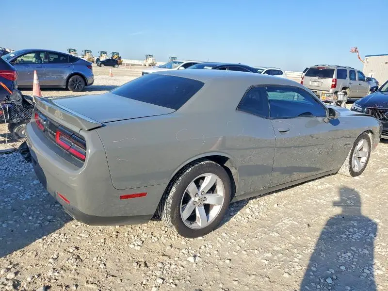 2017 DODGE CHALLENGER SXT  
