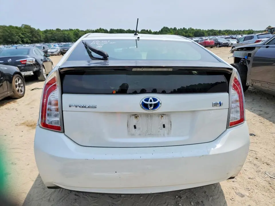 2013 TOYOTA PRIUS TWO  