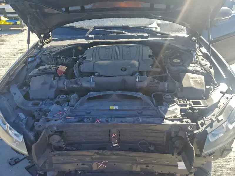 2017 JAGUAR XF PREMIUM  