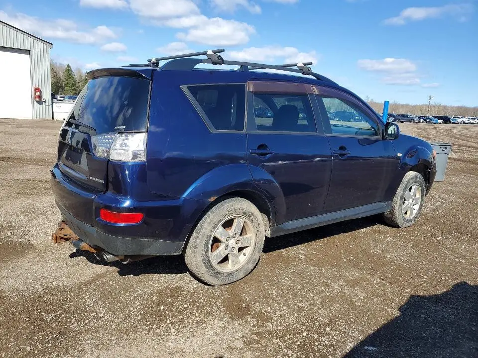 2010 MITSUBISHI OUTLANDER ES  
