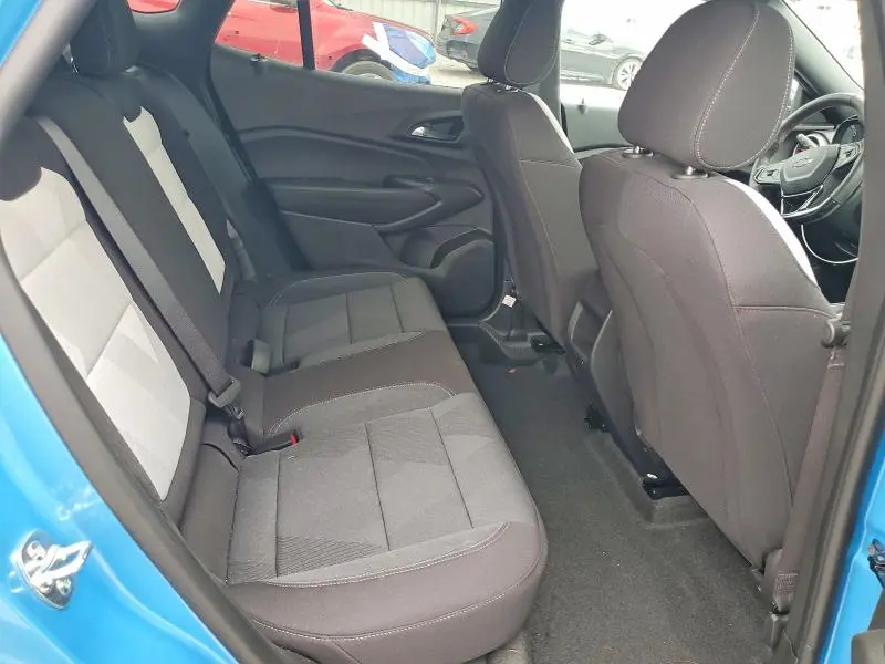 2025 CHEVROLET TRAX 1RS  