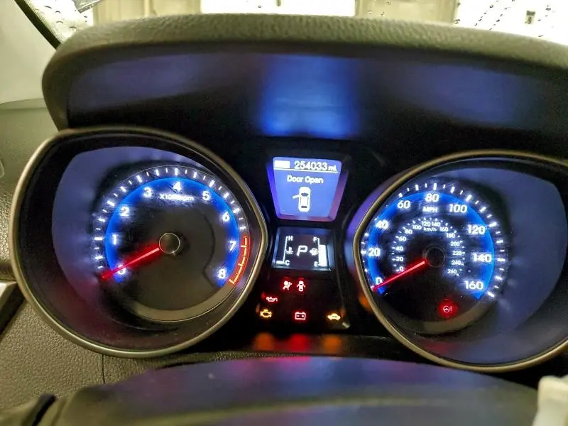 2013 HYUNDAI ELANTRA GT   