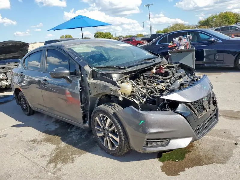 2020 NISSAN VERSA SV  