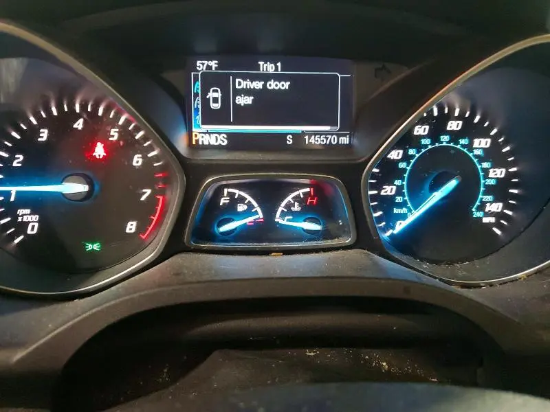 2015 FORD ESCAPE SE  