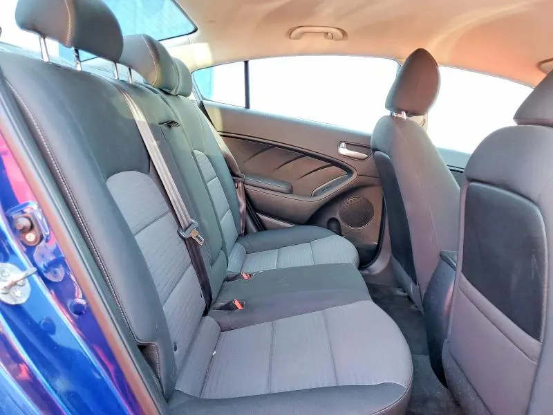 2018 KIA FORTE LX  