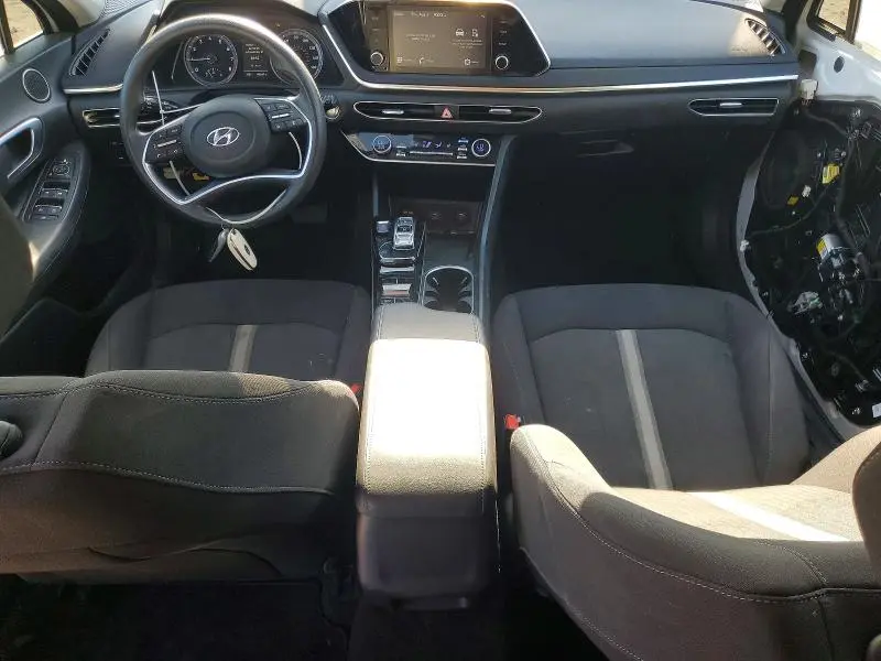 2022 HYUNDAI SONATA SEL  