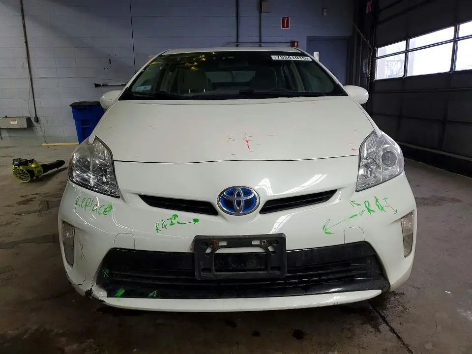 2012 TOYOTA PRIUS THREE  