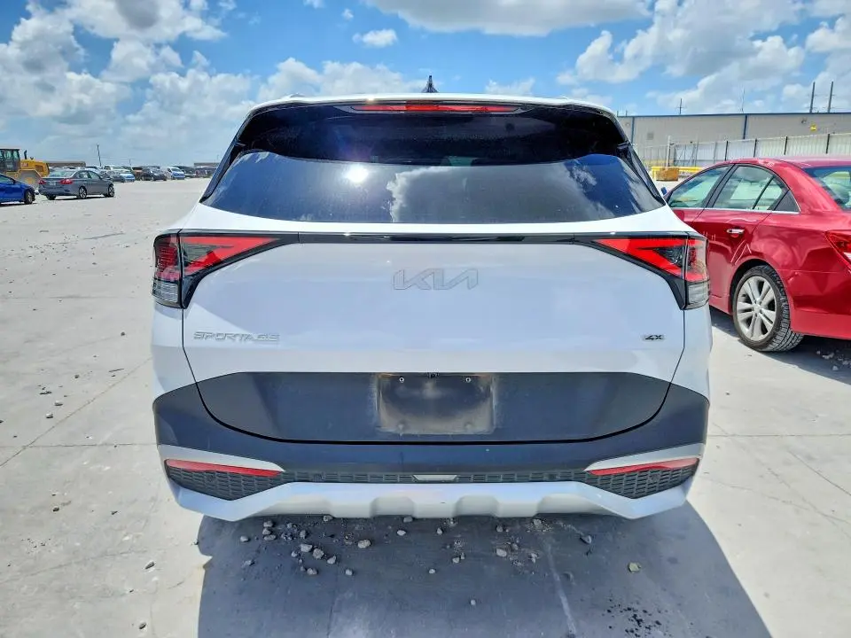 2024 KIA SPORTAGE EX  
