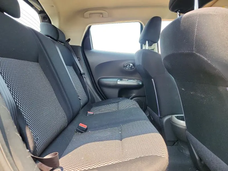 2015 NISSAN JUKE S  