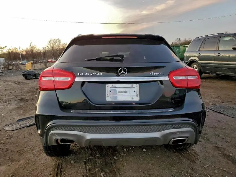 2015 MERCEDES-BENZ GLA 250 4MATIC  