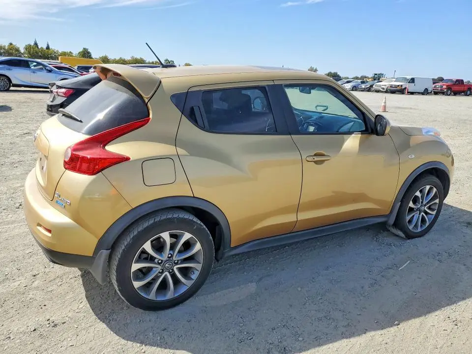 2013 NISSAN JUKE S  