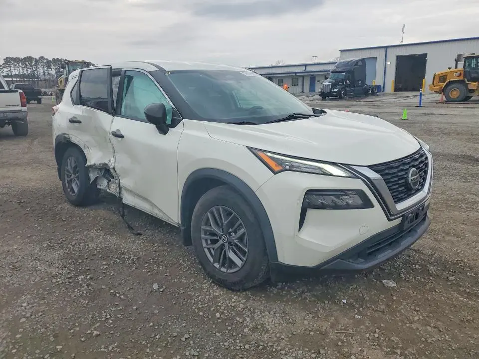 2021 NISSAN ROGUE S  