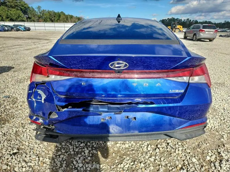 2021 HYUNDAI ELANTRA SE  