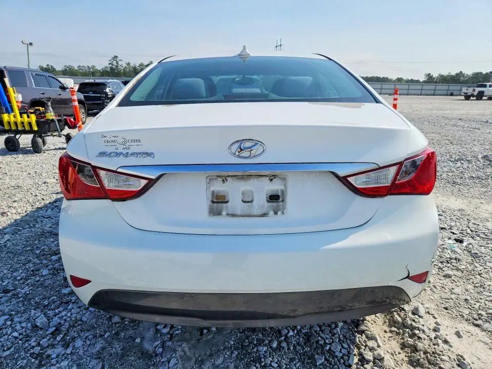 2014 HYUNDAI SONATA GLS  