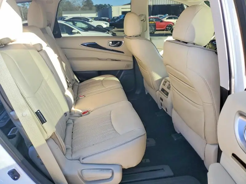 2020 INFINITI QX60 LUXE  