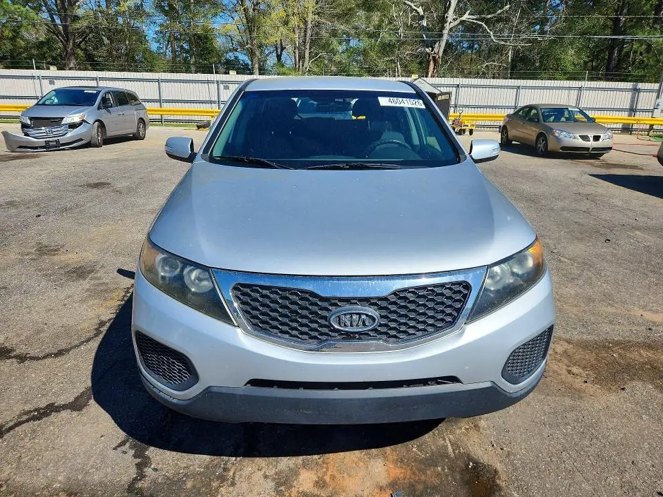 2011 KIA SORENTO LX  