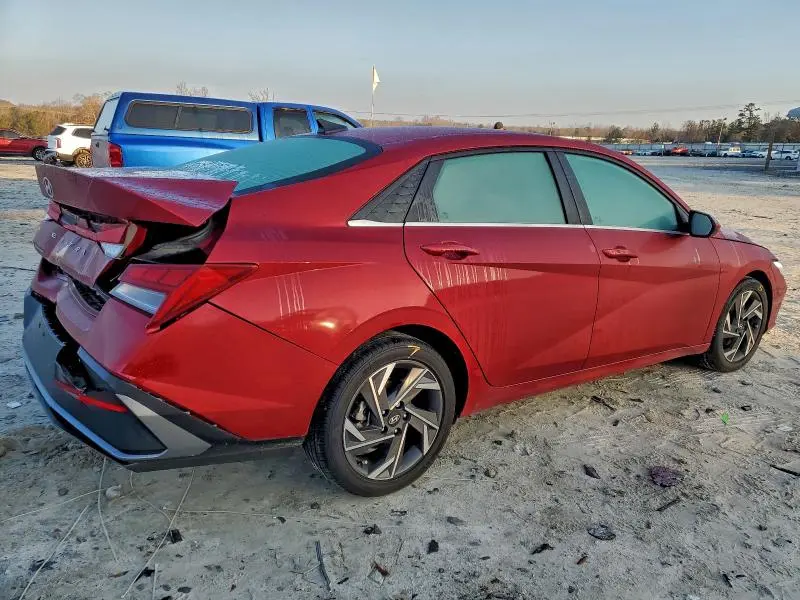 2024 HYUNDAI ELANTRA SEL  