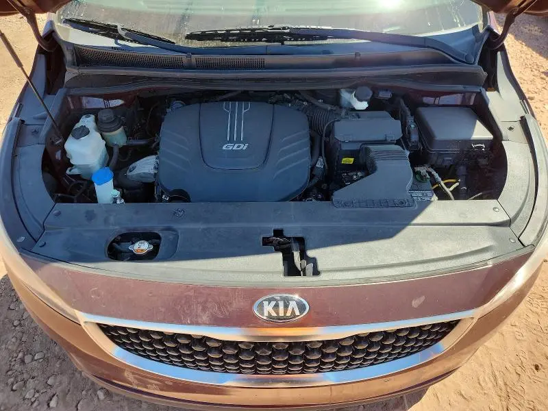 2017 KIA SEDONA LX  