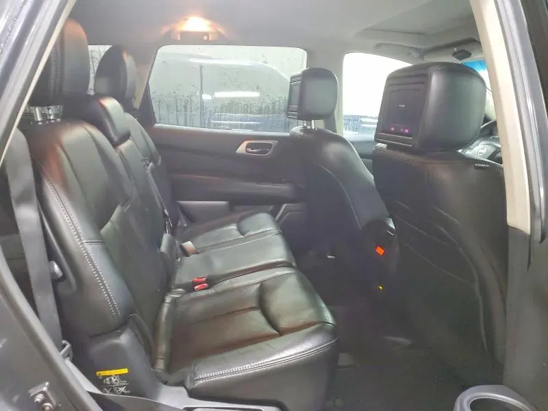 2013 NISSAN PATHFINDER S  