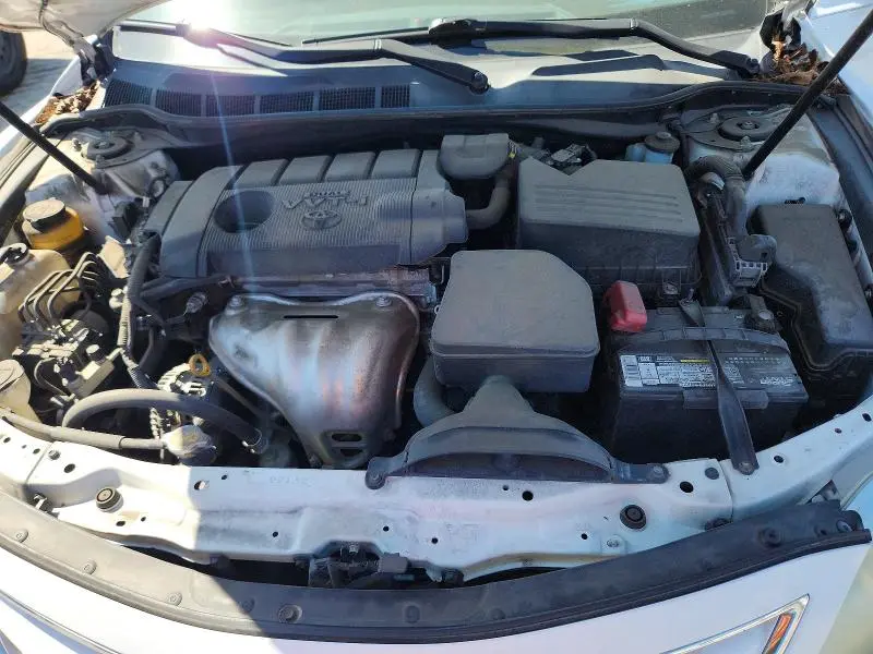 2011 TOYOTA CAMRY LE  
