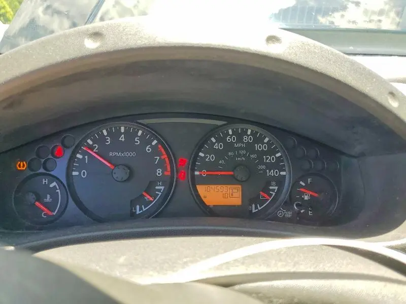 2012 NISSAN FRONTIER SV V6  