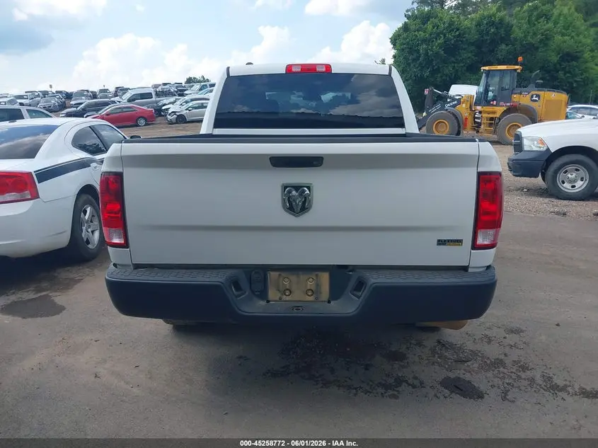 2017 RAM 1500 TRADESMAN  4X2 5'7 BOX