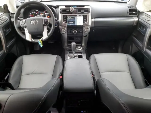 2023 TOYOTA 4RUNNER SE  