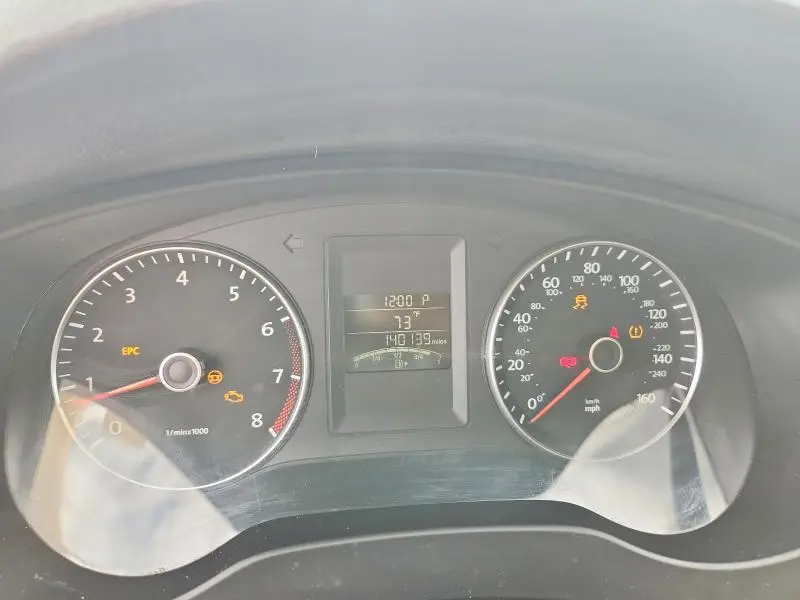 2014 VOLKSWAGEN JETTA SE  