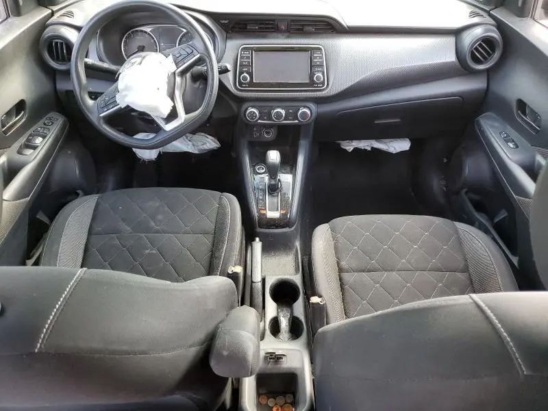 2020 NISSAN KICKS S  