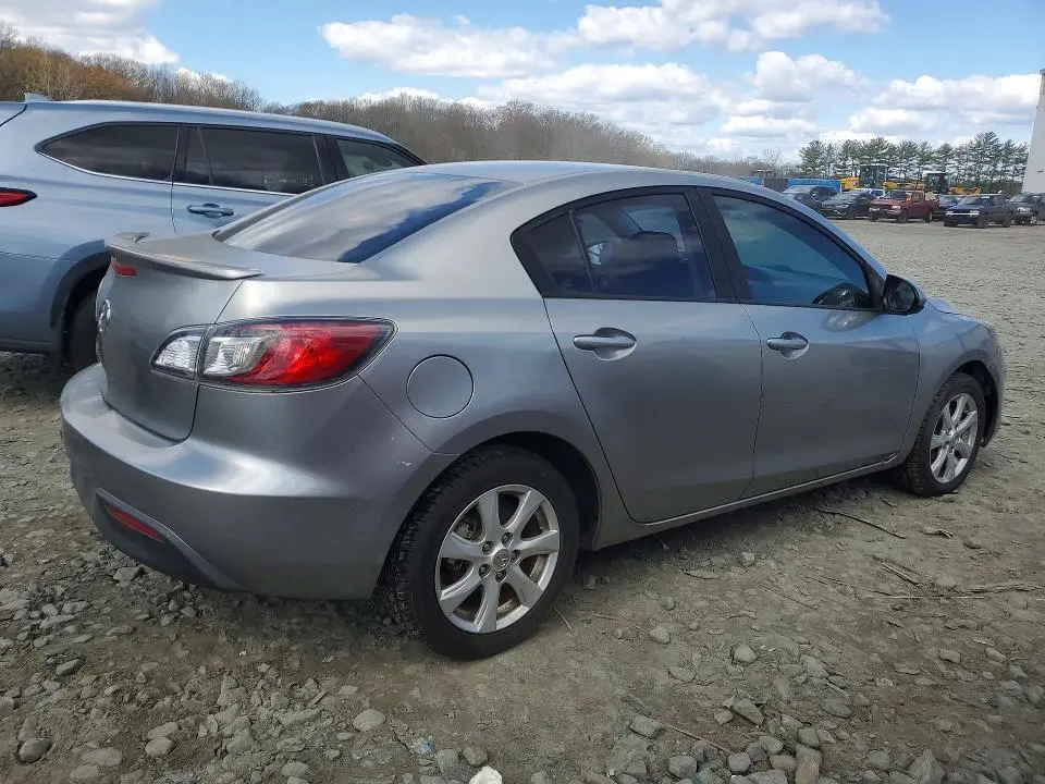 2010 MAZDA 3 I  