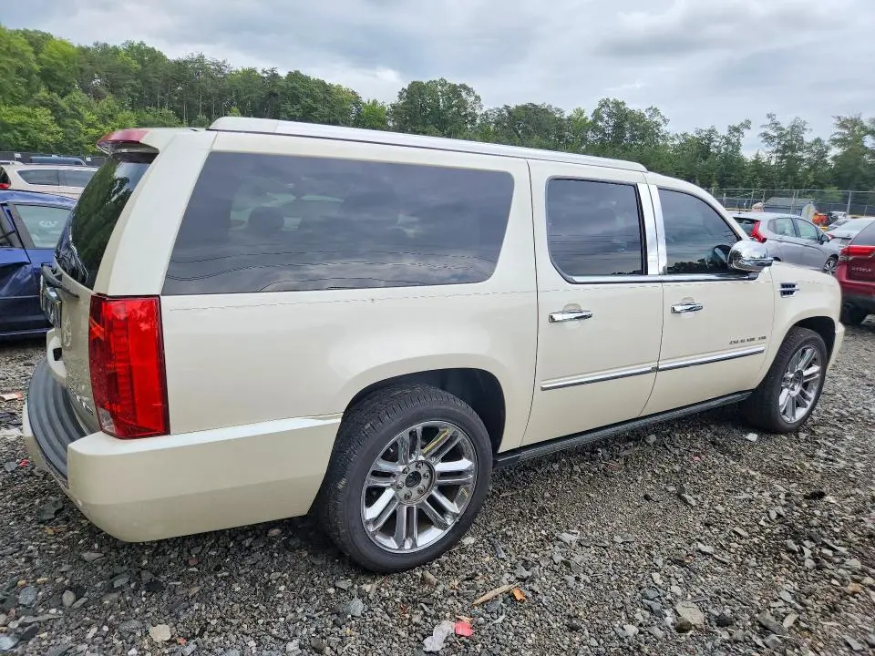 2013 CADILLAC ESCALADE ESV PLATINUM  