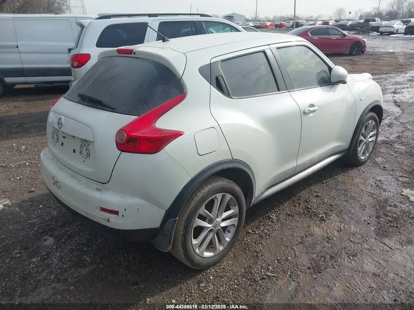 2011 NISSAN JUKE S