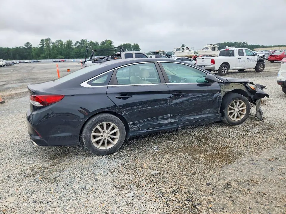 2018 HYUNDAI SONATA SE  