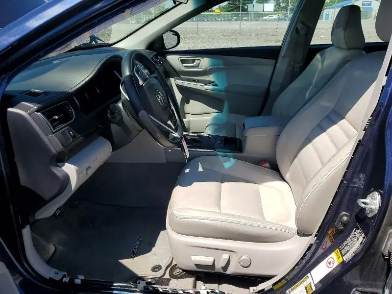 2015 TOYOTA CAMRY XLE  