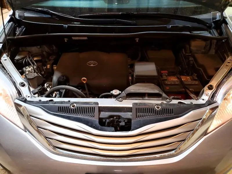2017 TOYOTA SIENNA LE 7-PASSENGER  