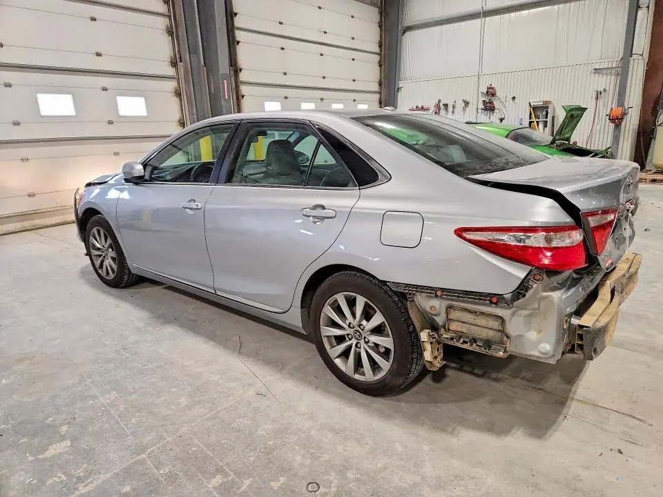 2017 TOYOTA CAMRY XLE  