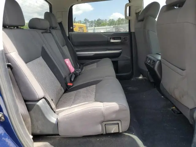 2015 TOYOTA TUNDRA CREWMAX SR5  