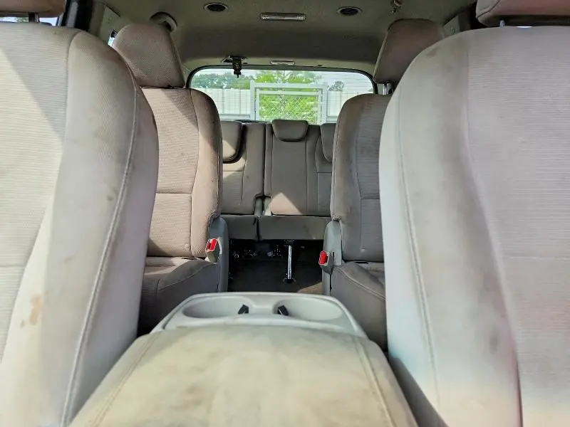 2015 KIA SEDONA LX  