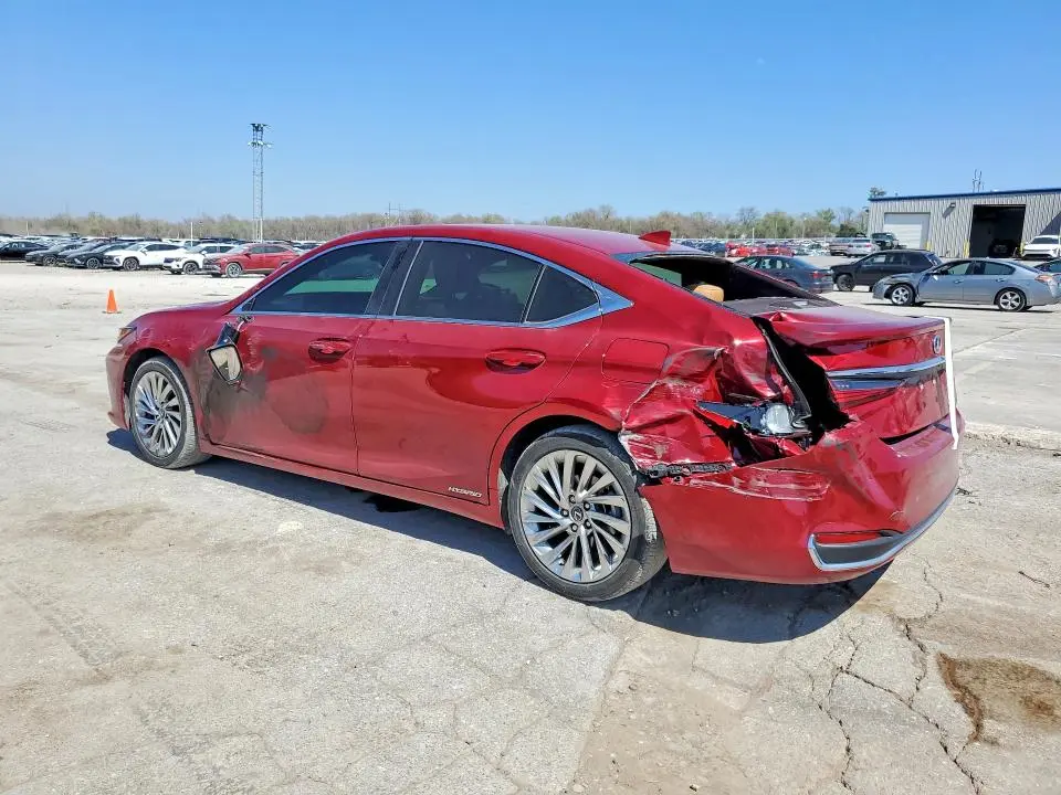 2020 LEXUS ES 300H ULTRA LUXURY  