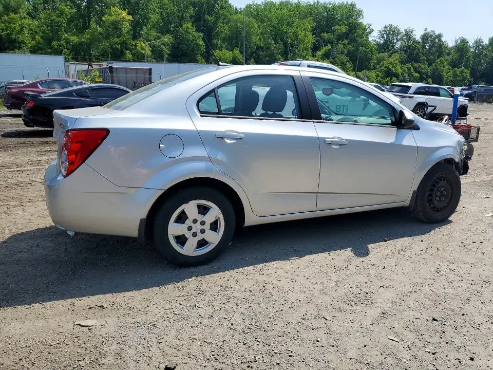 2013 CHEVROLET SONIC LS  