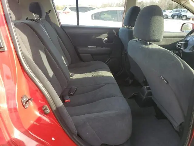2010 NISSAN VERSA S  