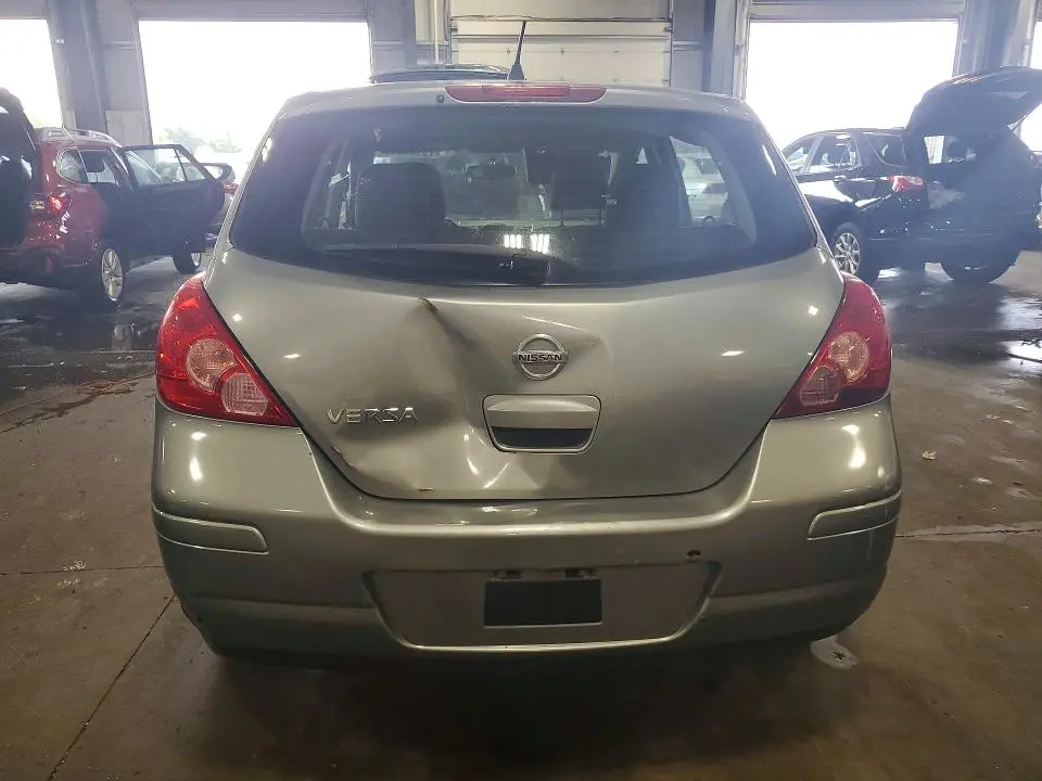 2012 NISSAN VERSA 1.8 S  