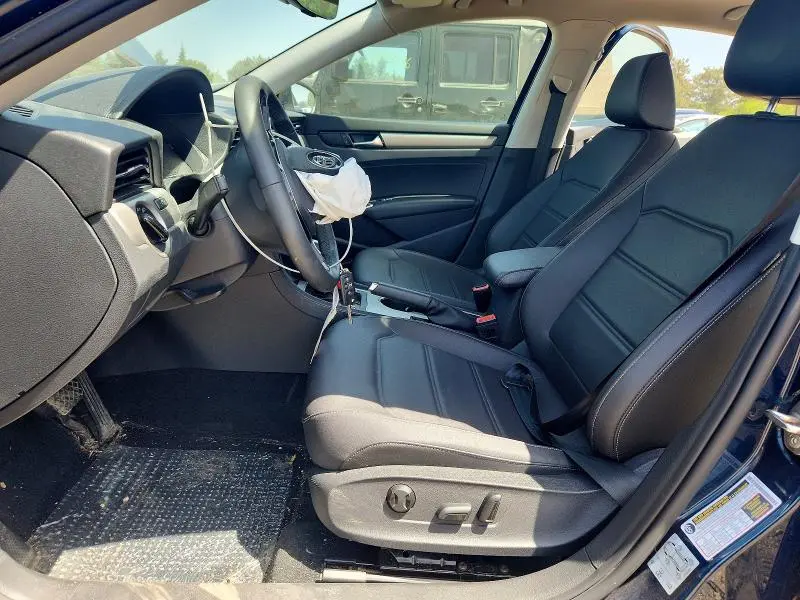 2021 VOLKSWAGEN PASSAT SE  