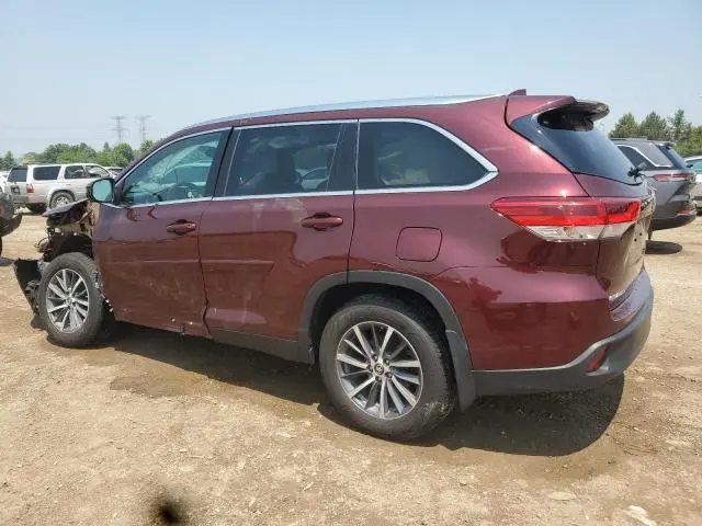2019 TOYOTA HIGHLANDER SE  