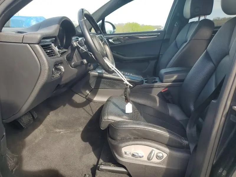 2018 PORSCHE MACAN S  