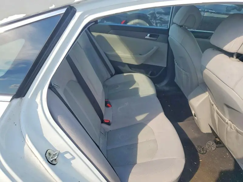 2017 HYUNDAI SONATA SE  